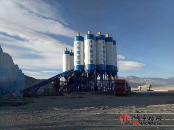 Tilbúin blanda HZS120 steypublöndunarstöð fyrir blokkagerðarvél